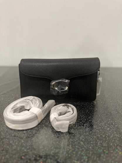 Coach Master
20cm
230 dhs🪙🌨️

Zain248
♥️♥️♥️
