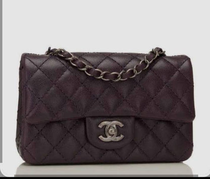 Chanel 

115 dhs🌺 

with box
🎁🎁🎁

High quality 

Zain135
♥️♥️♥️