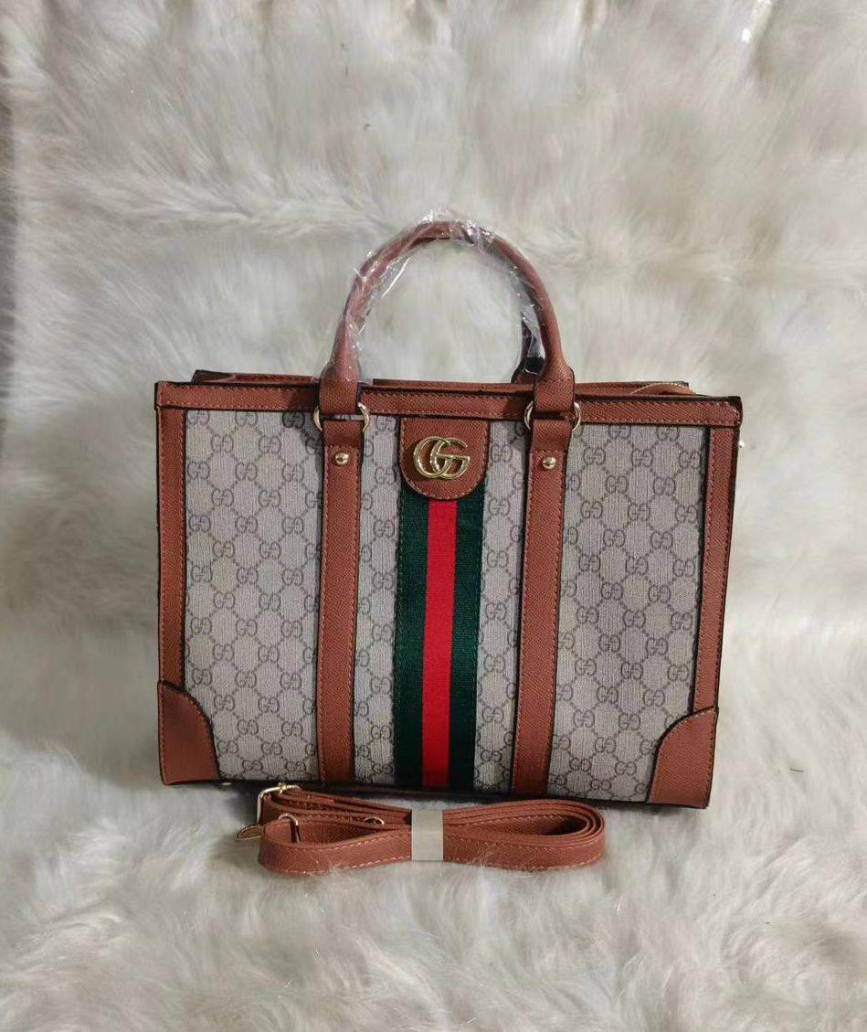 Gucci
75 dhs💓

Zain50
♥️♥️♥️