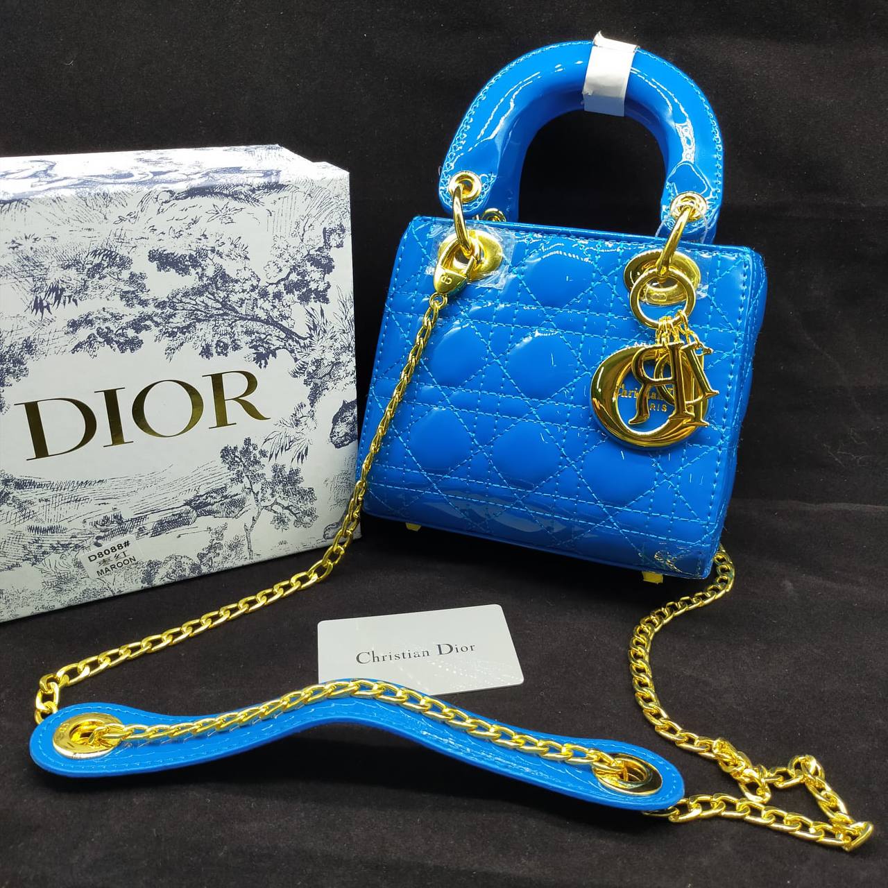 Dior
110 dhs✅

with box
🎁🎁🎁

Zain235
♥️♥️♥️