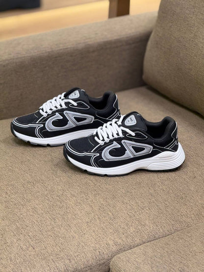 CD
Size:40 to 45
150 dhs💓

Zain241
♥️♥️♥️