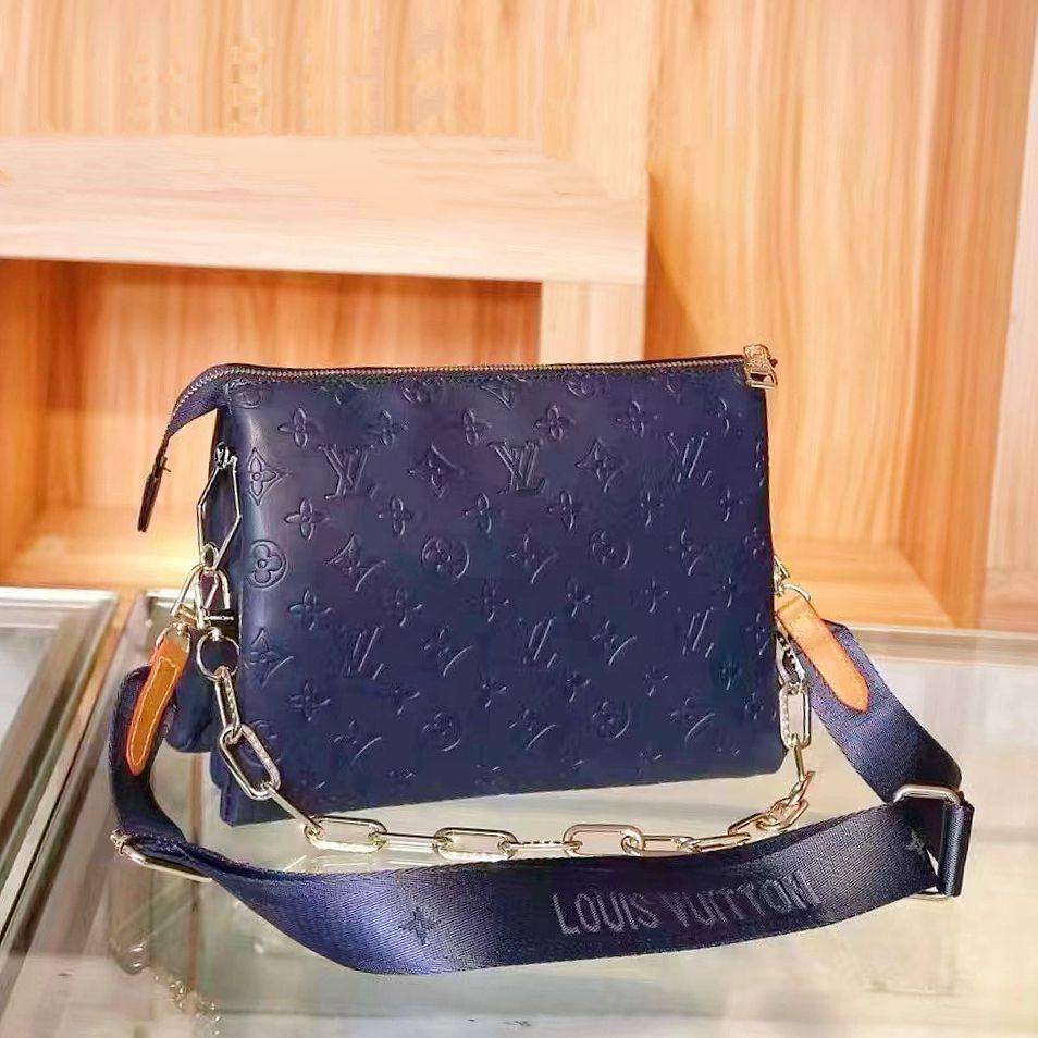 LV

GOOD QUALITY 

WITH BOX 
🎁🎁🎁

115 dhs✅

Zain39
♥️♥️♥️
