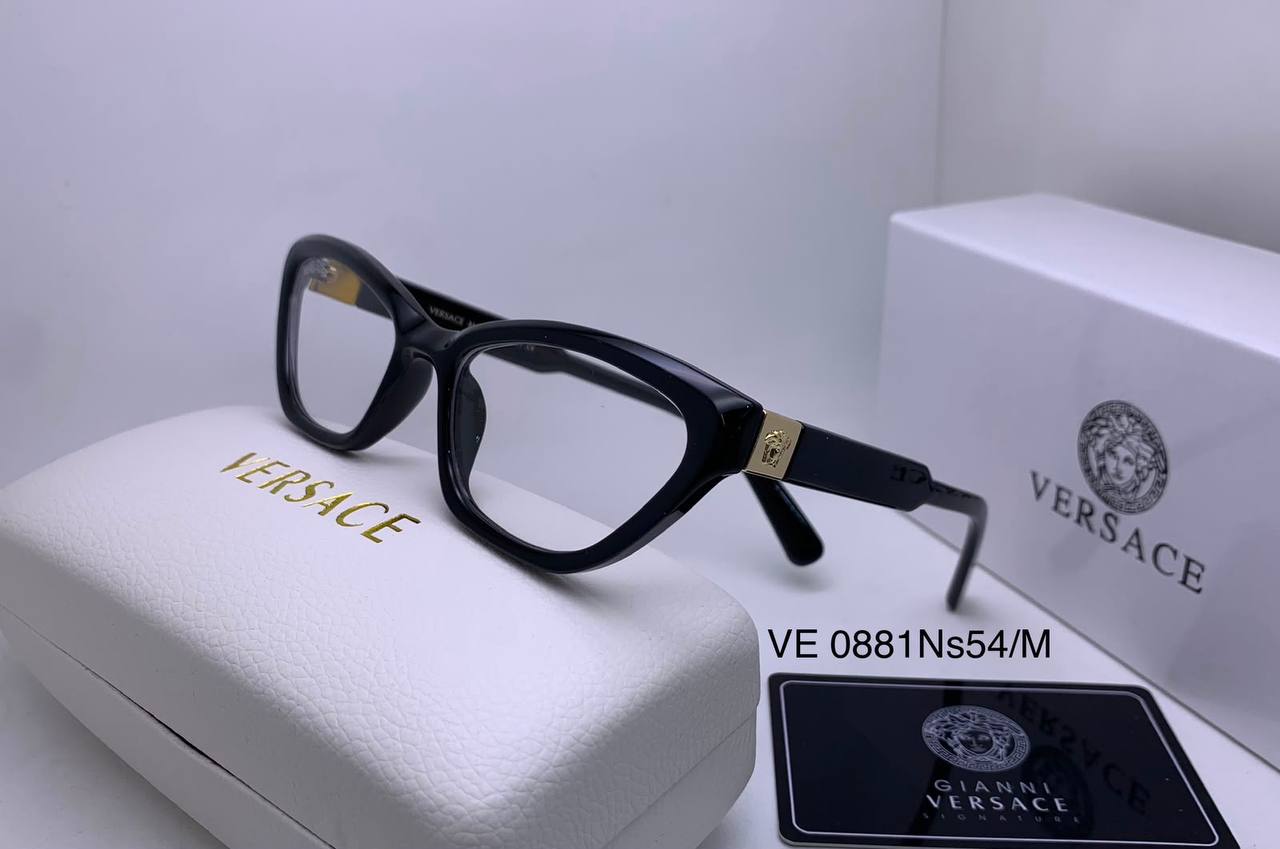 Versace
70 dhs🇦🇪🇦🇪

Zain126
♥️♥️♥️