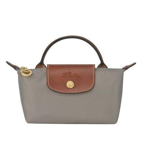Long Champ mini 
Size：17cm
50 dhs🇦🇪🇦🇪

Zain136
♥️♥️♥️
