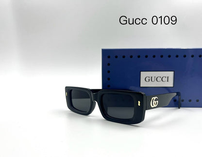 Gucci 
Sunglasses 🕶️ 
good quality 💯
With master box 🗃️ 
50 dhs✅

Zain273
♥️♥️♥️
