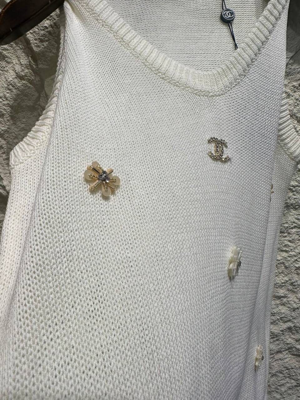 CHANEL
Women’s Knit Top
Master Quality 
SML
230 dhs✅

Zain276
♥️♥️♥️