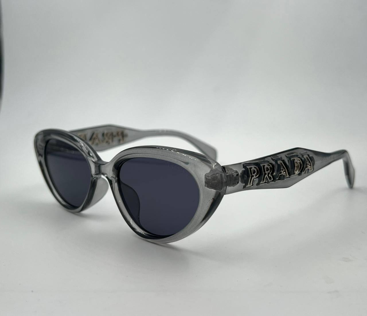 PRADA 💥

Sunglasses 🕶️ 

Good quality 💯 

Master box 🗃️ 

50 dhs💓

Zain273
♥️♥️♥️