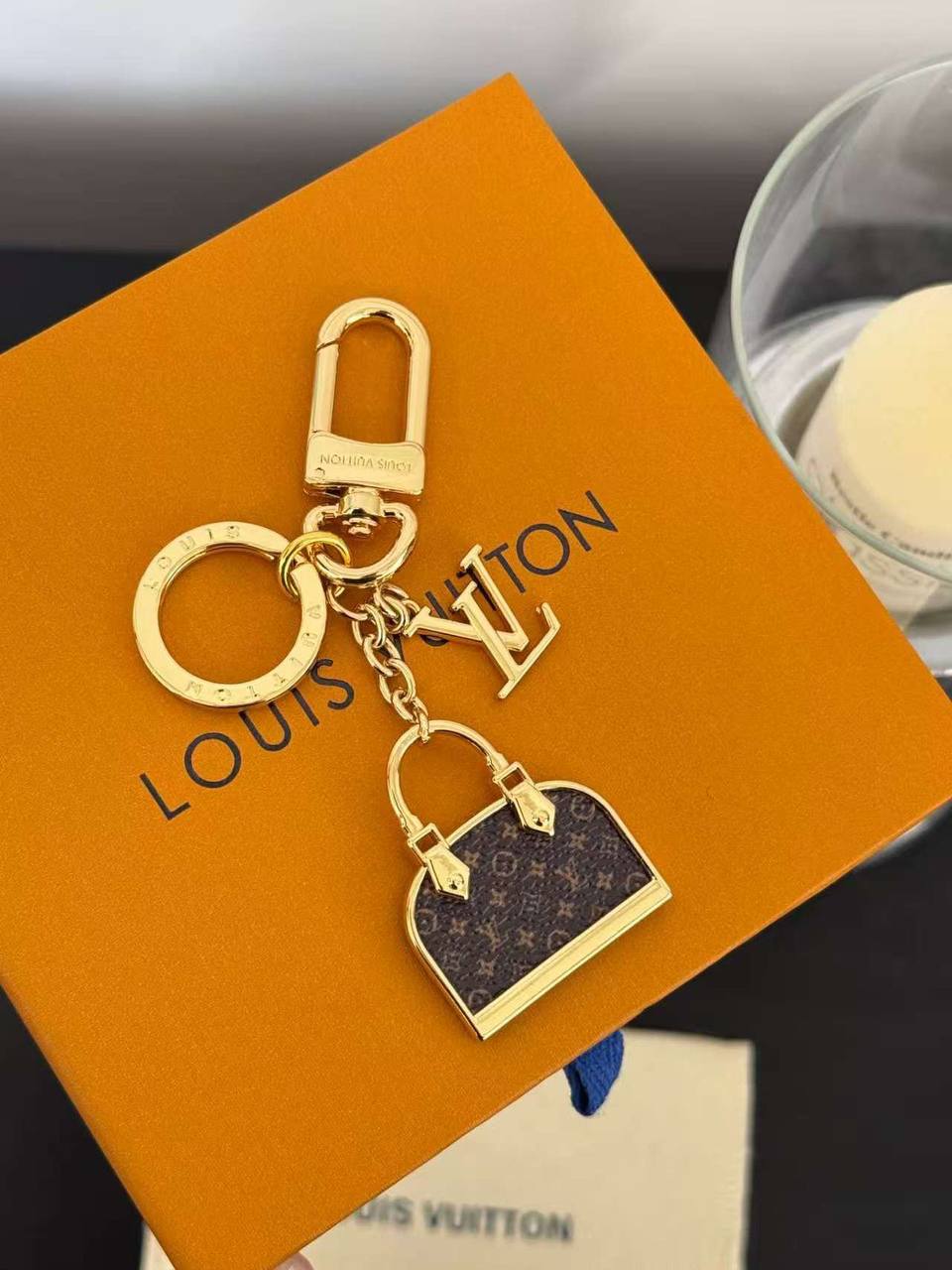 Lv master 
Keychain 
80 dhs✅

Zain107
♥️♥️♥️