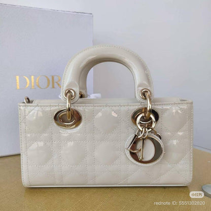 Dior
Master
For Price 👇 WhatsApp✅
0568585901 
0507557372
0552275751 Owner Zain 👌

Zain192
♥️♥️♥️