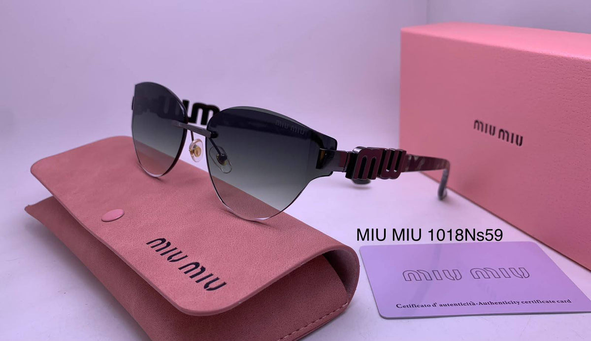 Miu miu

70 dhs🇦🇪🇦🇪🇦🇪

Zain126
♥️♥️♥️
