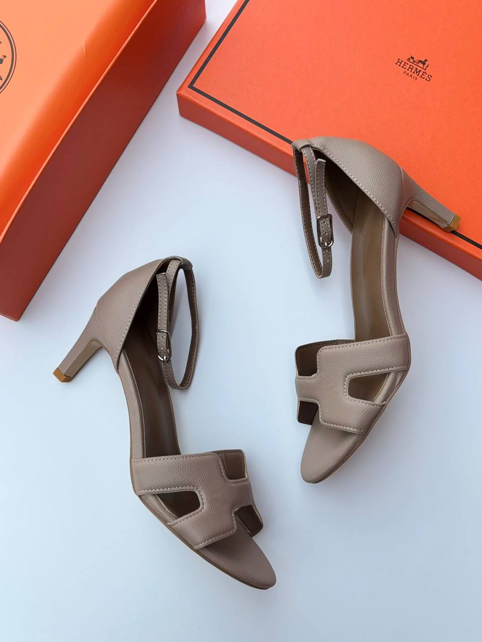 Hermes 
110 dhs🪙💚
Size 36-42

Zain55