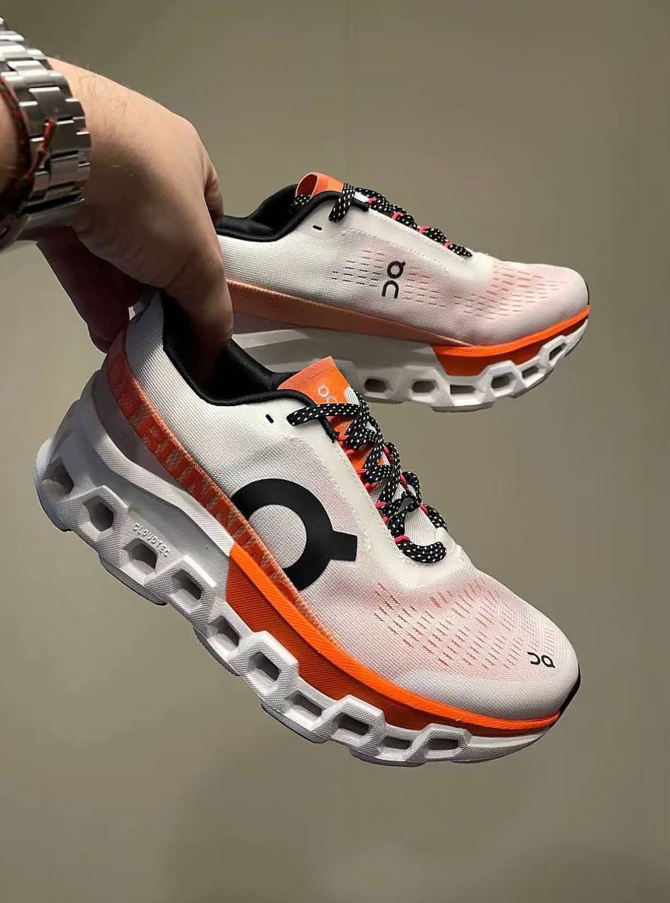 cloudmonster 2 , 
Size 36 to 45 
230 dhs✅

Zain196
♥️♥️♥️