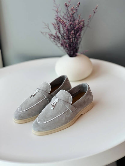 Hermes ✨⭐️
Size 36-41
_Super master high quality_🪡
450 dhs💛

Zain176
♥️♥️♥️