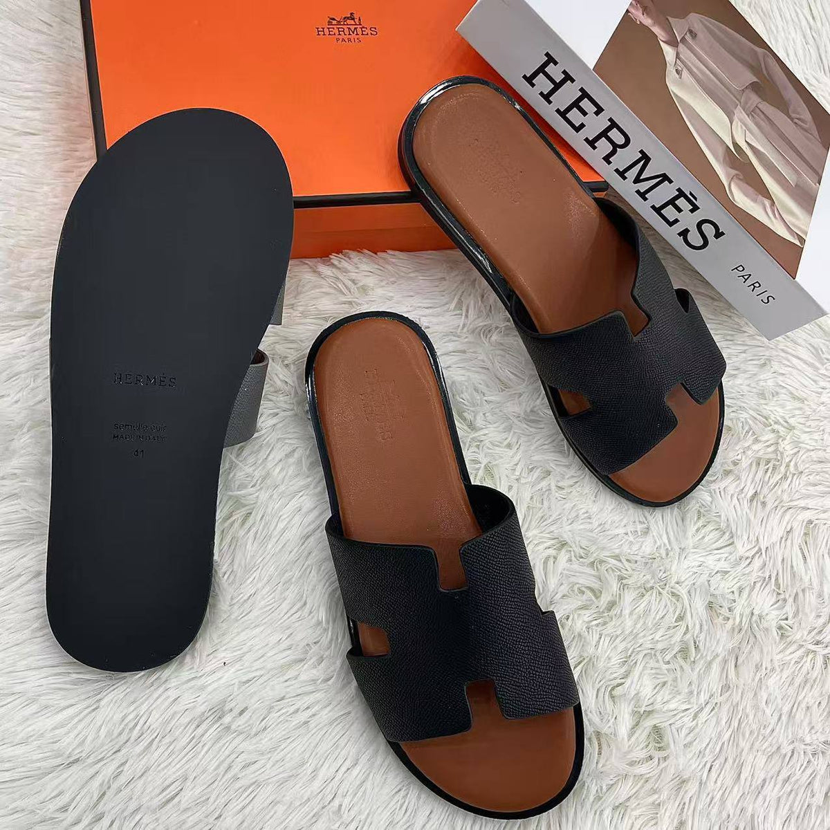 Hermes 

men's slippers restock 

Sizes 40 to 45
75 dhs🇦🇪🇦🇪

Zain232
♥️♥️♥️