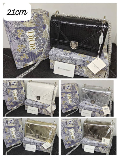 Dior
120 dhs✅

with box
🎁🎁🎁

Zain235
♥️♥️♥️