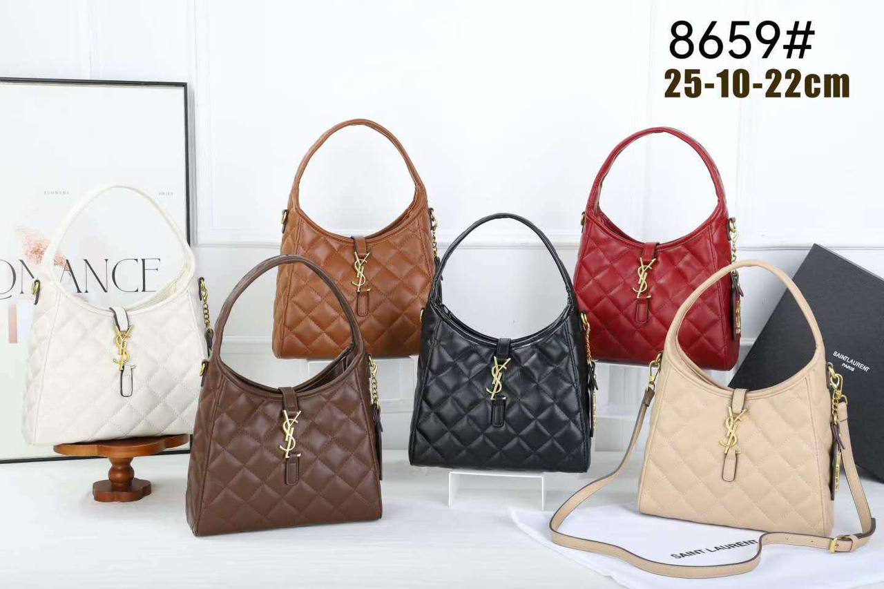 YSL Saint Laurent
Hobo Bag Gold Hardware
Quilted Nappa Leather
With Long Belt Strap
With BOX🎁

Size : 25 cm
110 dhs✅

Zain239
♥️♥️♥️