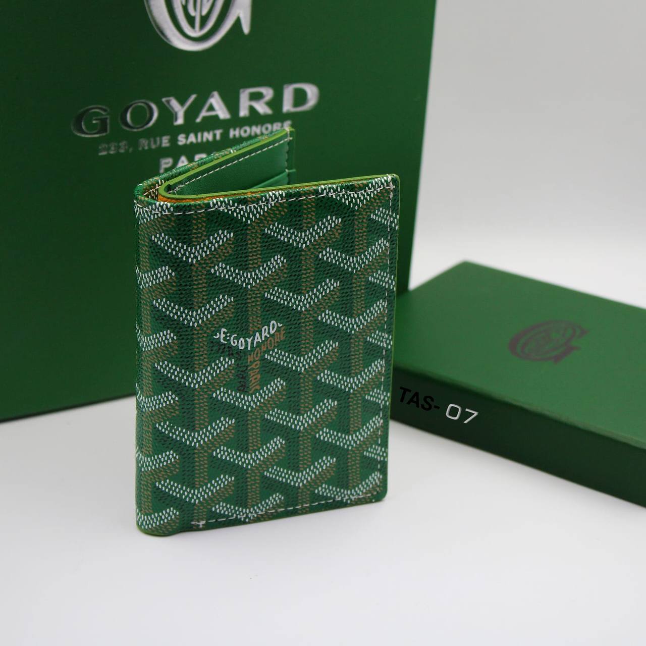 GOYARD MENS WALLET MASTER QUALITY

90 dhs🪙🌨️

Zain58
♥️♥️♥️