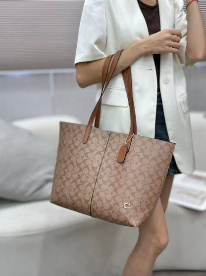 Coach

110 dhs🪙🌨️

Zain253
♥️♥️♥️
