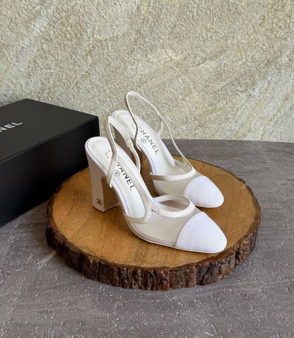 Chanel 
SuperMaster Quality 💯
450 dhs✅
Size: 36-41💥

Zain171
♥️♥️♥️
