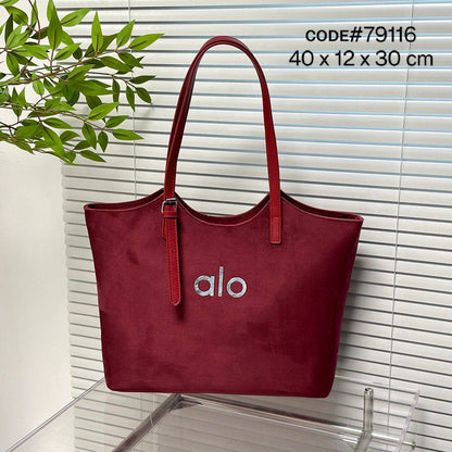 ALO ᴛᴏᴛᴇʙᴀɢ
sʜᴏᴜʟᴅᴇʀ ʙᴀɢ
sᴜᴇᴅᴇ ʟᴇᴀᴛʜᴇʀ ᴍᴀᴛᴇʀɪᴀʟ
sɪᴢᴇ: 40 cm

70 dhs✅

Zain31
♥️♥️♥️