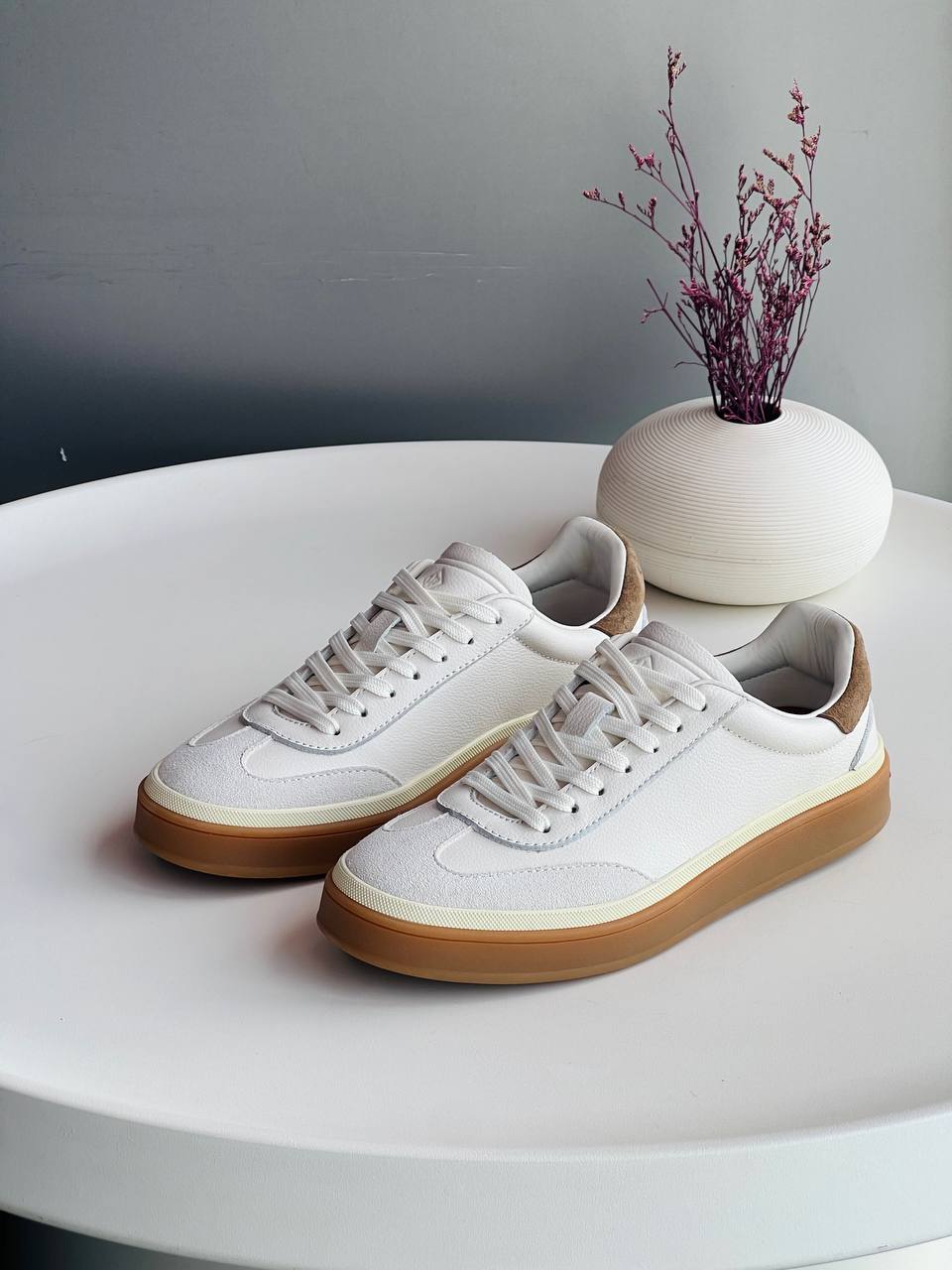 Loro Piana ✨⭐️
Size 36-41
_Super master high quality_🪡
450 dhs💛

Zain176
♥️♥️♥️