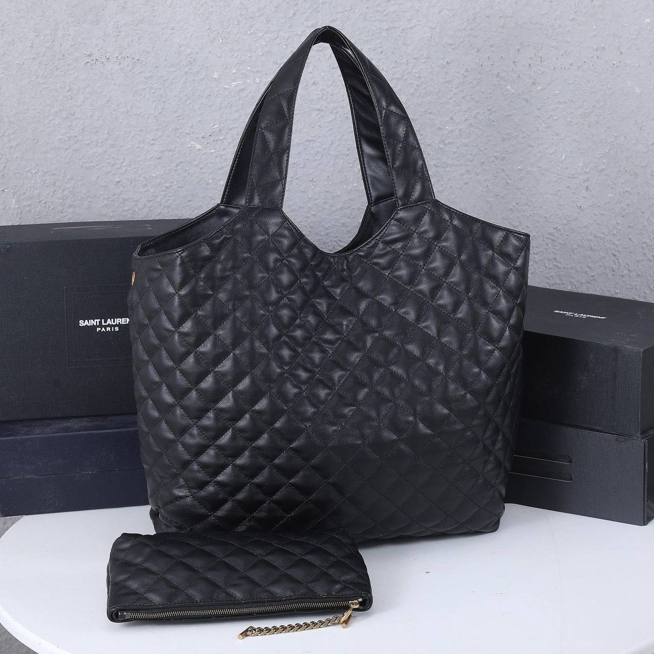 YSL
 NEW CAME HIGH QUALITY
120 dhs💓

Zain39
♥️♥️♥️