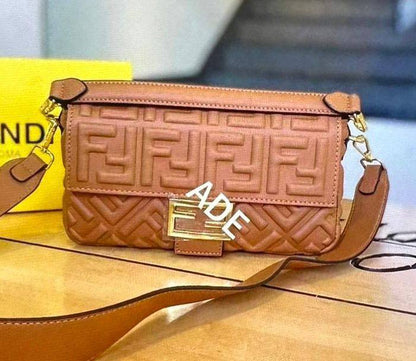 Fendi
High Quality

With box🎁🎁🎁

Size 26cm
90 dhs💓

Zain136
♥️♥️♥️