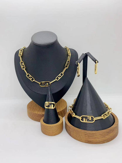 Stainless steel SET 💯
Necklace ❤️‍🩹
Earring 🍁
Breslat ❣️
Ring 💍 free size

With normal boxes 📦 
And paper bag 🛍️

45 dhs🪙💕

Zain216
♥️♥️♥️