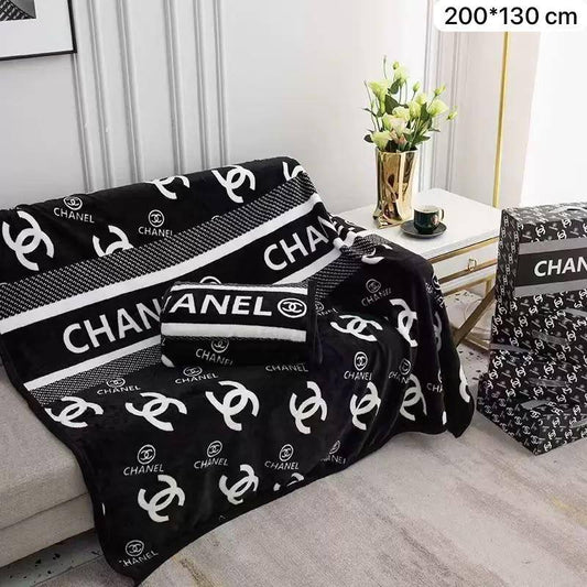 🏡 Air conditioning blanket
Good quality + 🎁
Size : 130 * 200 cm
75 dhs✅
with box 🎁

Zain115
♥️♥️♥️