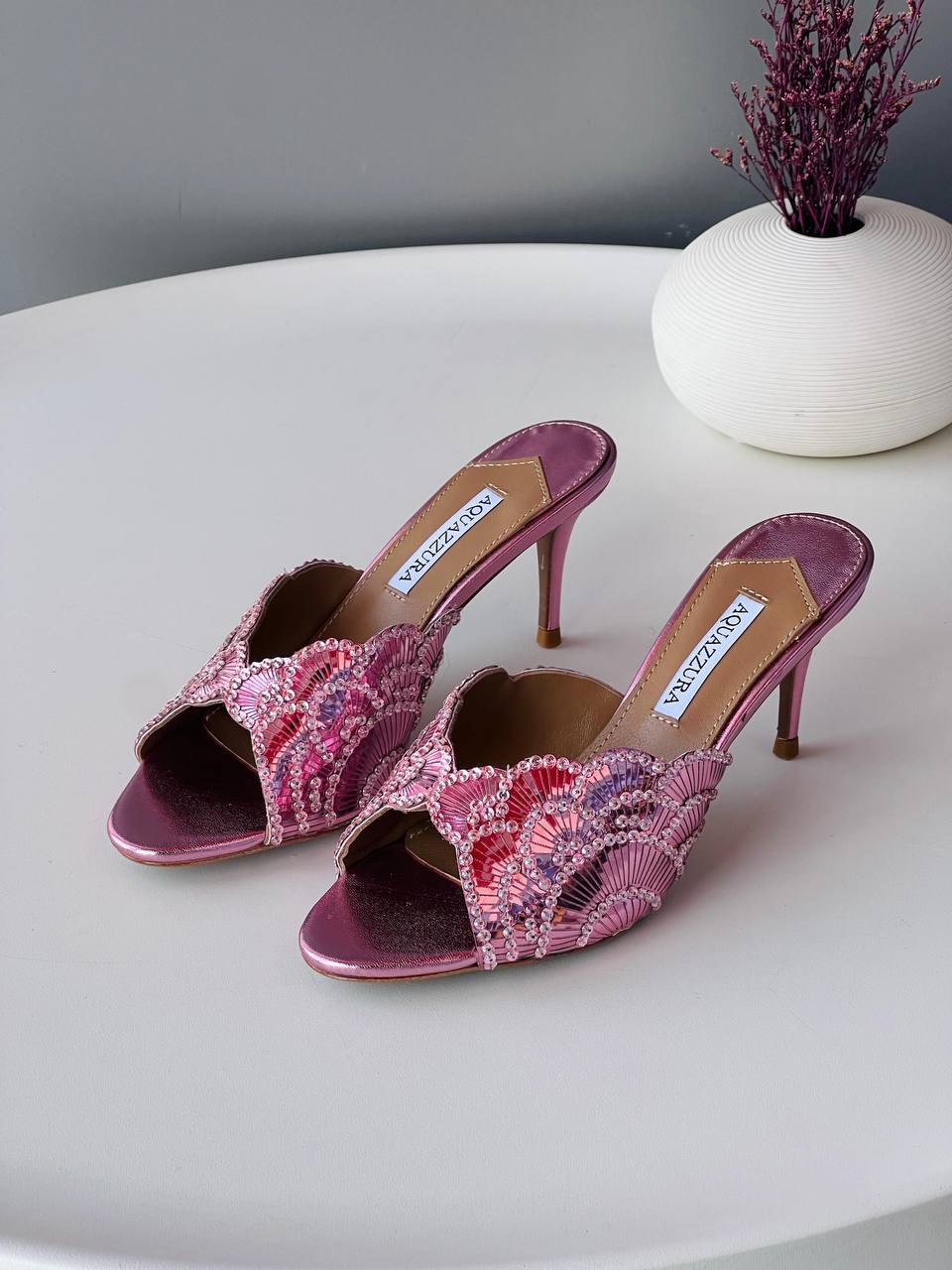 New aquzzura🌹
36_41
Super high quality 🌹
600 dhs🪙🖤

Zain176
♥️♥️♥️