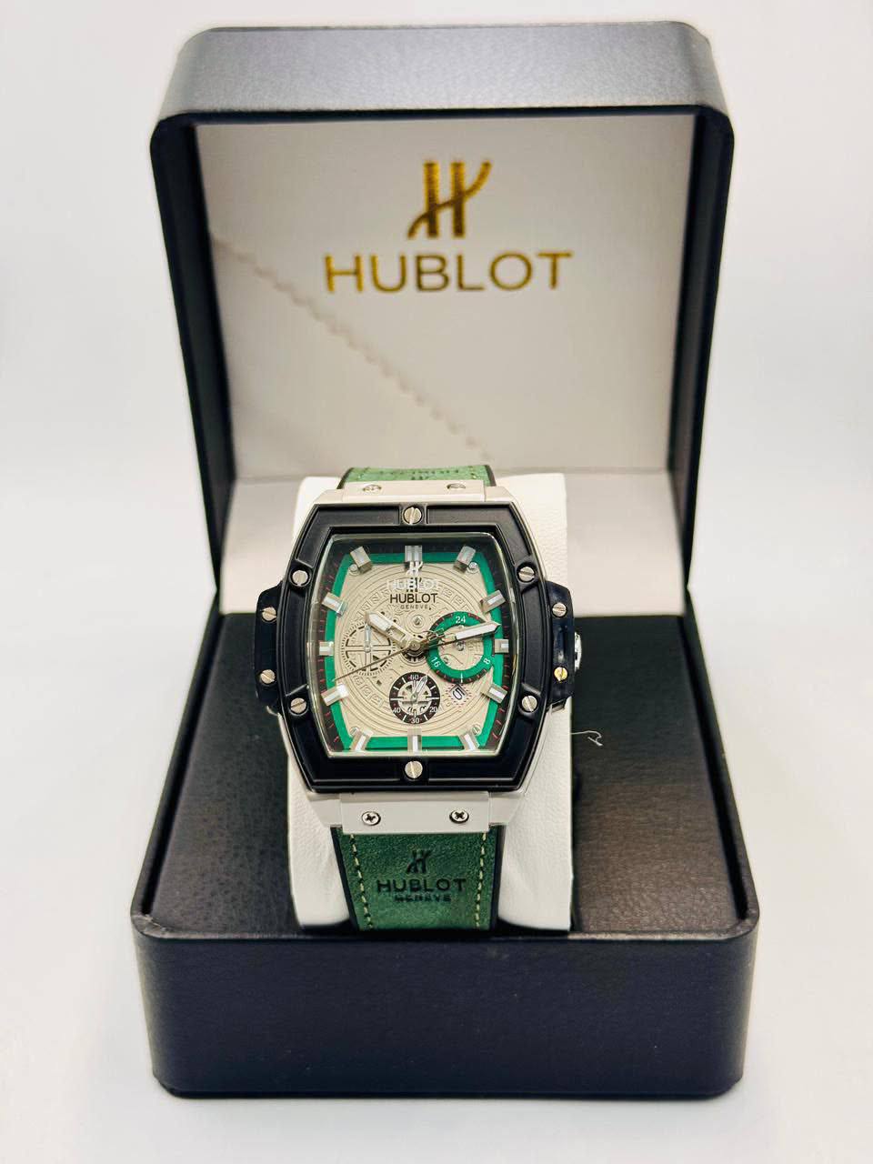 Hublot

60 dhs

Zain08

♥️♥️♥️