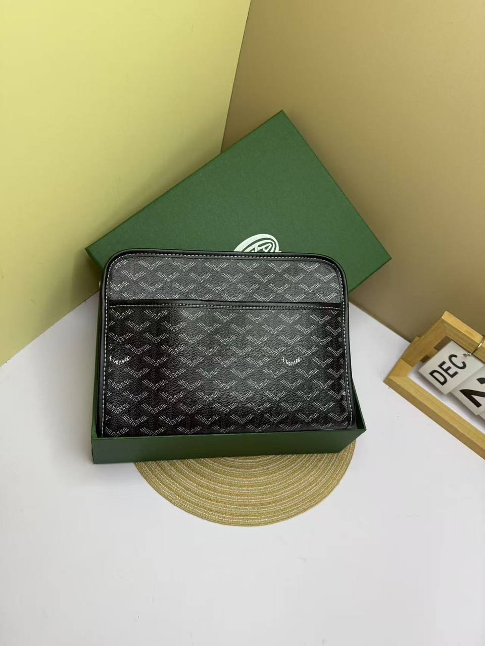 Goyard

85 dhs🪙🌨️ 


Withbox
🎁🎁🎁

Zain143
♥️♥️♥️