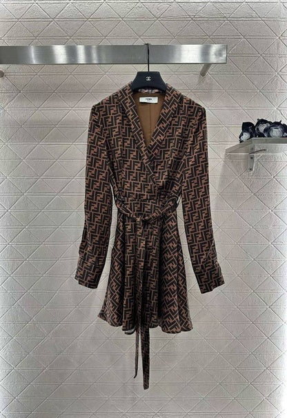 *New collections 💕💕   
190 dhs🪙🌨️
*good  quality  
*Sizes:S M L 
*AVAILABL

Zain231
♥️♥️♥️