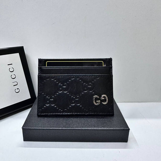 Wallet & Cardholder
 copy one 
with box 
🎁🎁🎁

55 dhs✅
leather 

Zain39
♥️♥️♥️