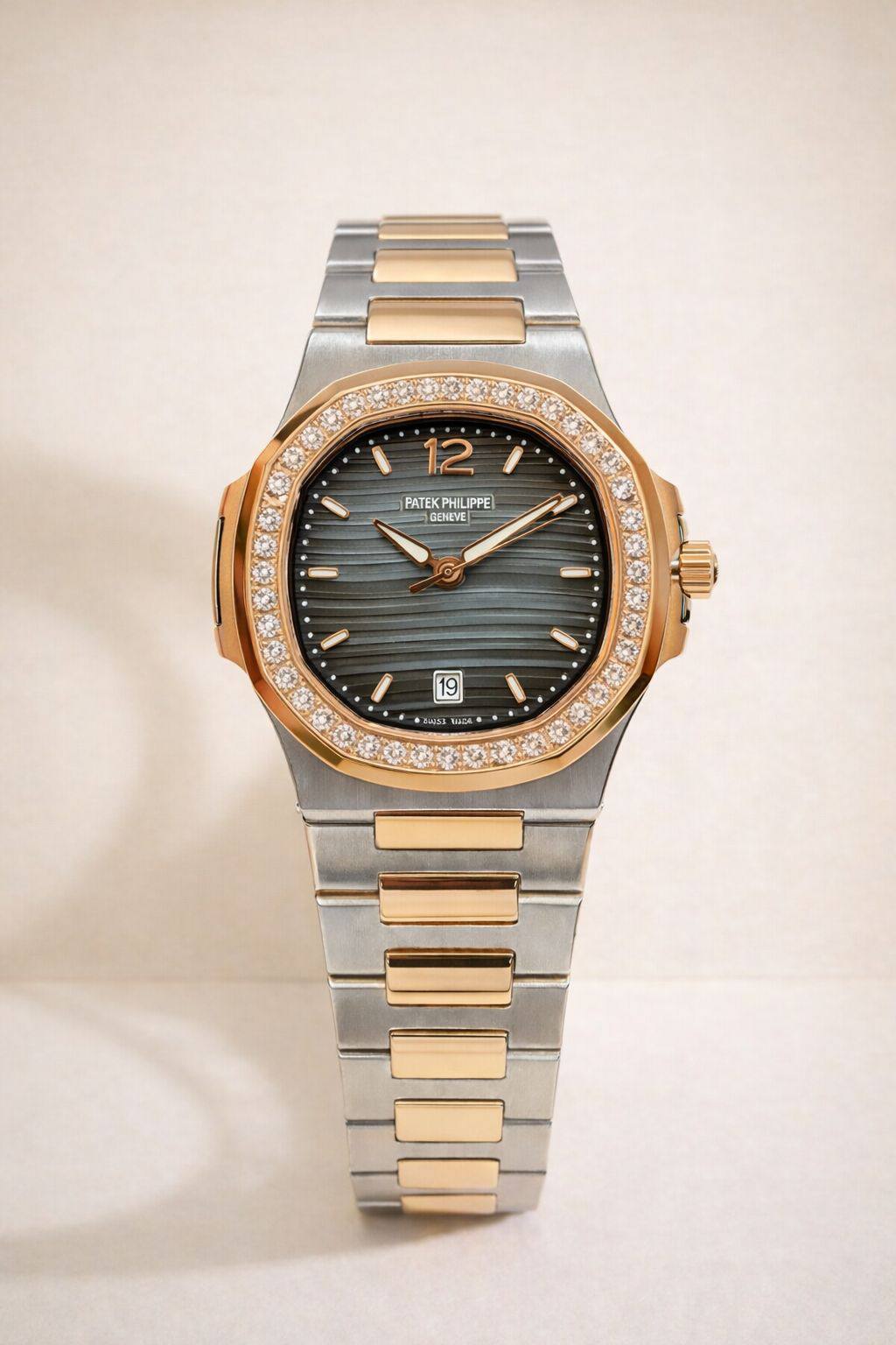 Patek Philippe watch for ladies good quality 
280 dhs❣️
 (size 31mm)

Zain59
♥️♥️♥️