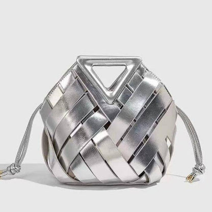 BOTTEGA RESTOCK HIGH QUALITY 
120 dhs🇦🇪🇦🇪

Zain295
♥️♥️♥️