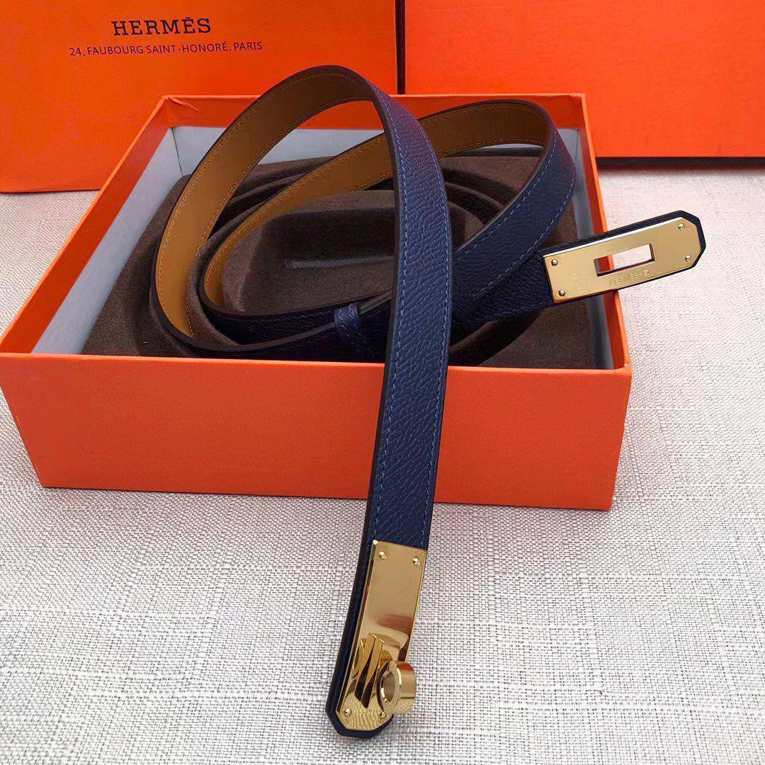 Hermes Belt

With box 
🎁🎁🎁

65 dhs❣️

Zain93
♥️♥️♥️