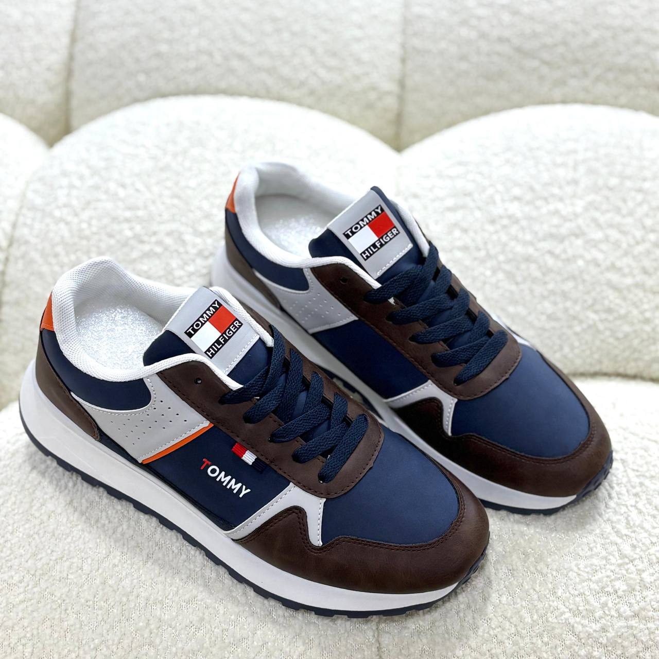 Tommy
Size 39to45         
75 dhs🪙🌨️

Zain163
♥️♥️♥️