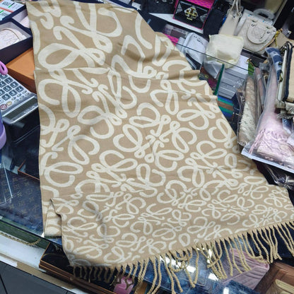 𝗔𝗩𝗔𝗜𝗟𝗔𝗕𝗟𝗘 𝗦𝗖𝗔𝗥𝗙‼️

WINTER's SCARF 🧣🧣
ᴄᴏᴛᴛᴏɴ ᴍᴀᴛᴇʀɪᴀʟ
LONG ᴛᴀssᴇʟ
sɪᴢᴇ : 190 x 65 cm

45 dhs🪙🌨️

Zain31
♥️♥️♥️