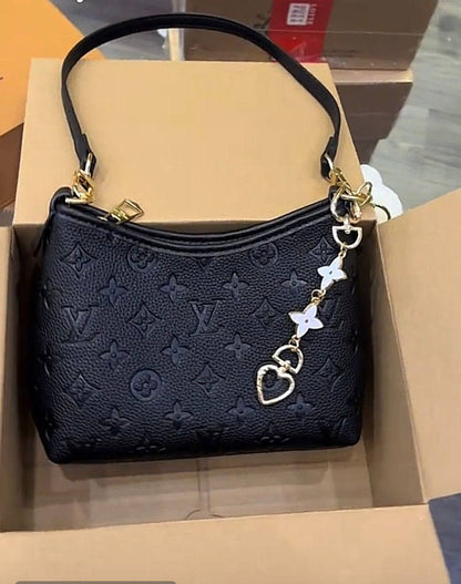 LV
with box
🎁🎁🎁

95 dhs🪙🌨️

Zain177
♥️♥️♥️