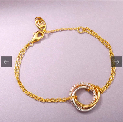 *Cartier 😍*
Necklace 🦋
Earring🔥
Bracelet 💥
Master quality 💯
With normal boxes 📦 
175 dhs🇦🇪🇦🇪

With master box 🗃️ 
215 dhs🇦🇪🇦🇪

Zain216
♥️♥️♥️