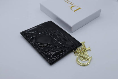 Dior Card holder
45 dhs🪙💕

Zain33
♥️♥️♥️