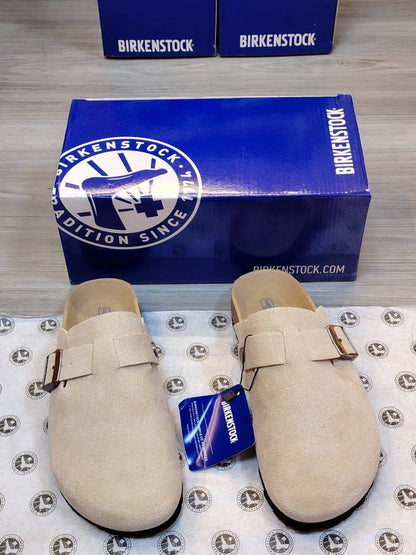 Birkenstock High Quality, New Arrived 
Size 36 To 45
110 dhs✅

Zain120
♥️♥️♥️