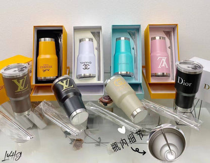 Tumblr 🎗️
Master quality 
Offer price
LV
*70* AED same box 🎲

Zain48
♥️♥️♥️