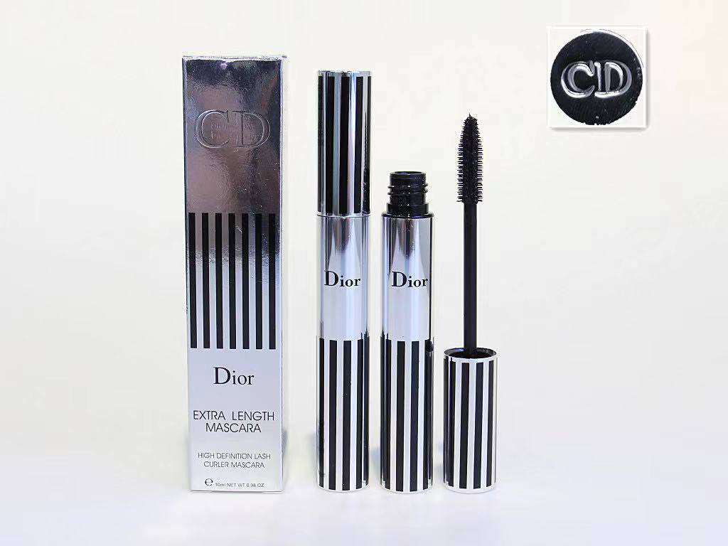 Chanel
Dior
Mascara 

15 dhs

Zain24
♥️♥️♥️