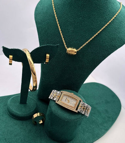 Accessories Set

With box 
🎁🎁🎁

90 dhs🪙💚

Zain45
♥️♥️♥️