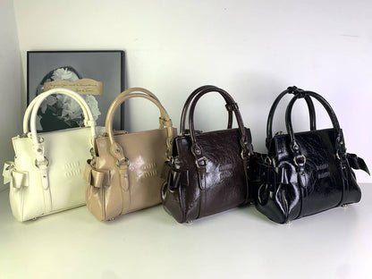 MIU MIU 
Master
280 dhs✅
#24cm🩷🩷🙋‍♂️

Zain228
♥️♥️♥️