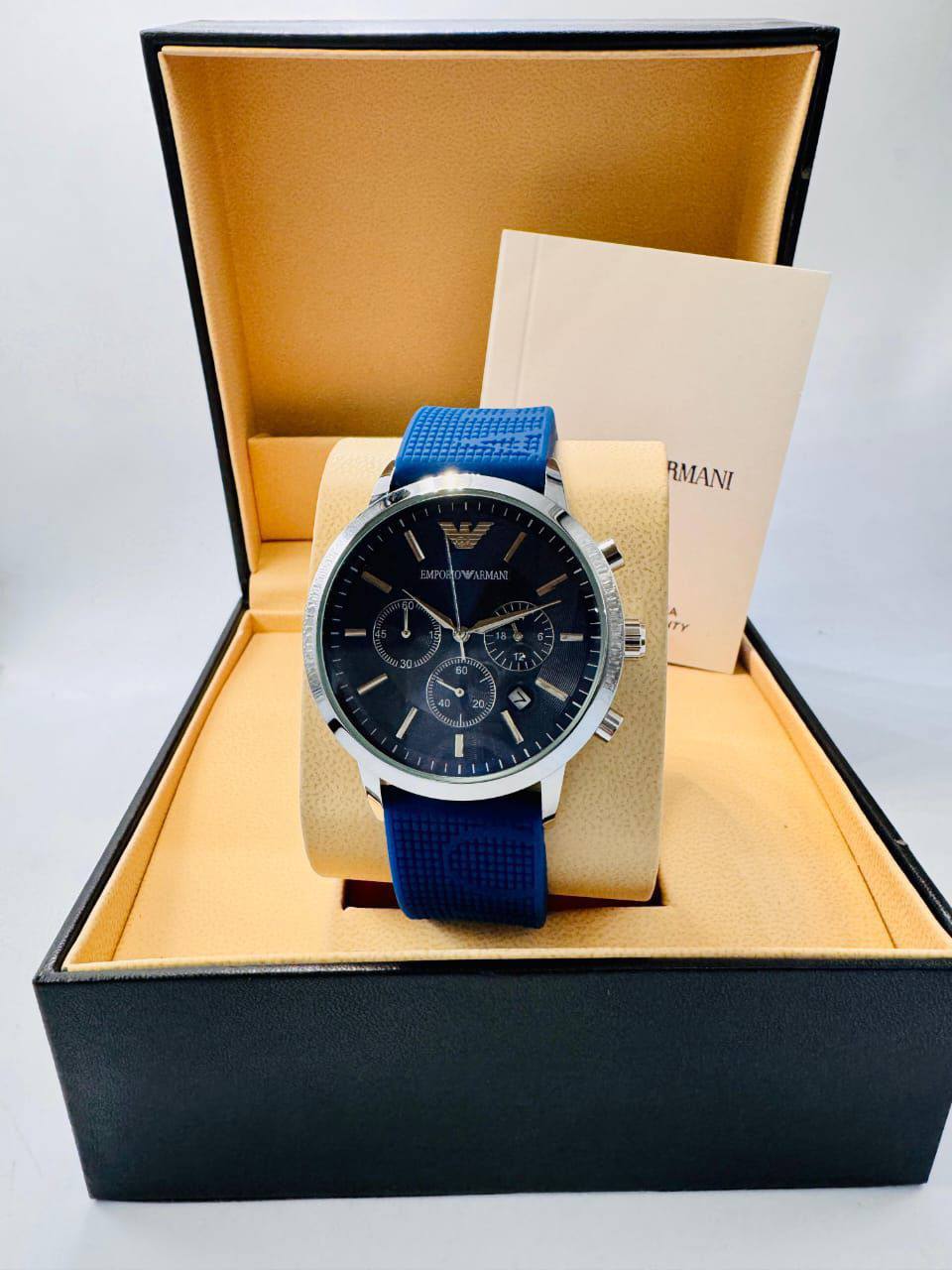 Armani men
*Chronograph working*
*offer price
60 dhs🪙🌨️

Zain08
♥️♥️♥️