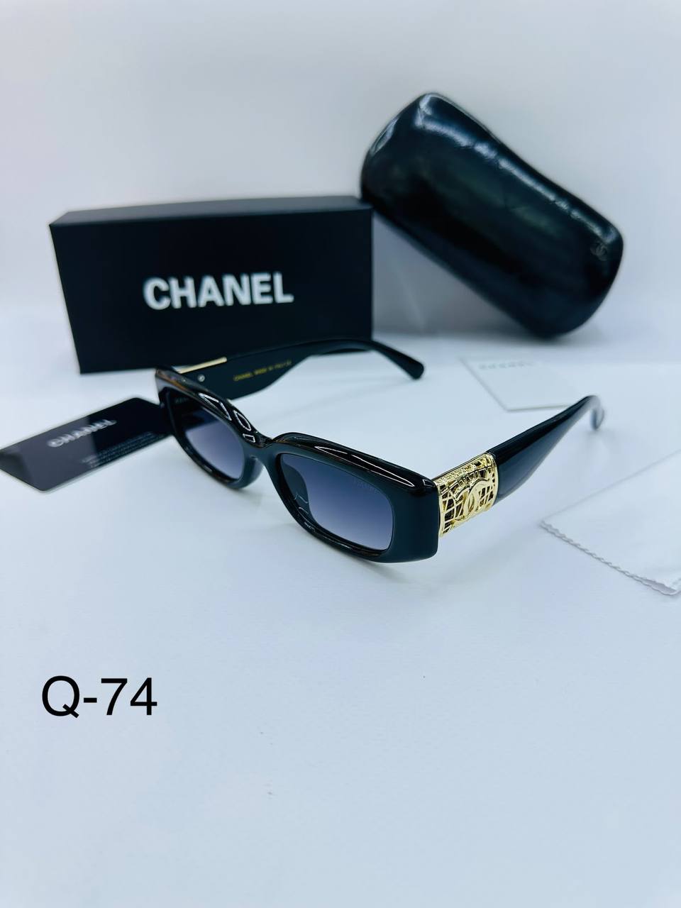 Sunglasses 🕶️*
New stock 💥
good quality 💯
Copy one 1️⃣ 
With master box 🗃️ 
50 dhs💛

Zain216
♥️♥️♥️