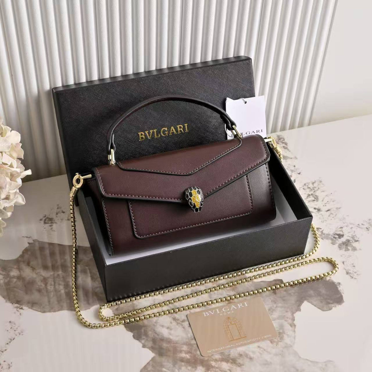 Bvlgari 
100 dhs🇦🇪🇦🇪

with box
size 19×5×9cm

Zain42
♥️♥️♥️